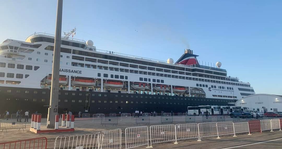 وصول باخرة سياحية إلى الميناء التجاري بصفاقس