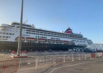 وصول باخرة سياحية إلى الميناء التجاري بصفاقس