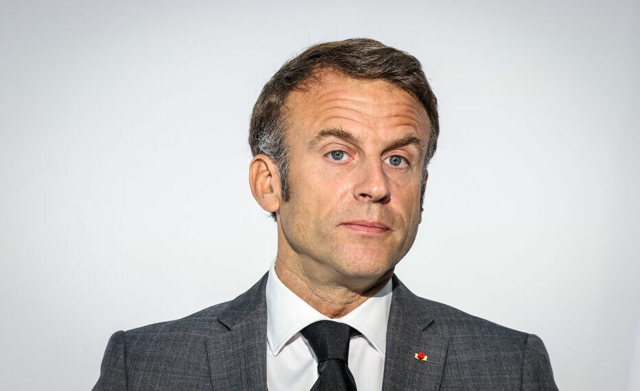 فرنسا تفتح خطًا جويًا لإجلاء مواطنيها من إسرائيل