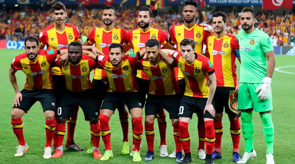 هيئة حكماء الترجي تدعو إلى حماية الفريق من “عبث الدخلاء”