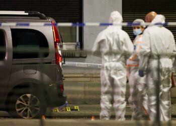 قتيلان وجريح في هجوم ببروكسل وفرار المشتبه به