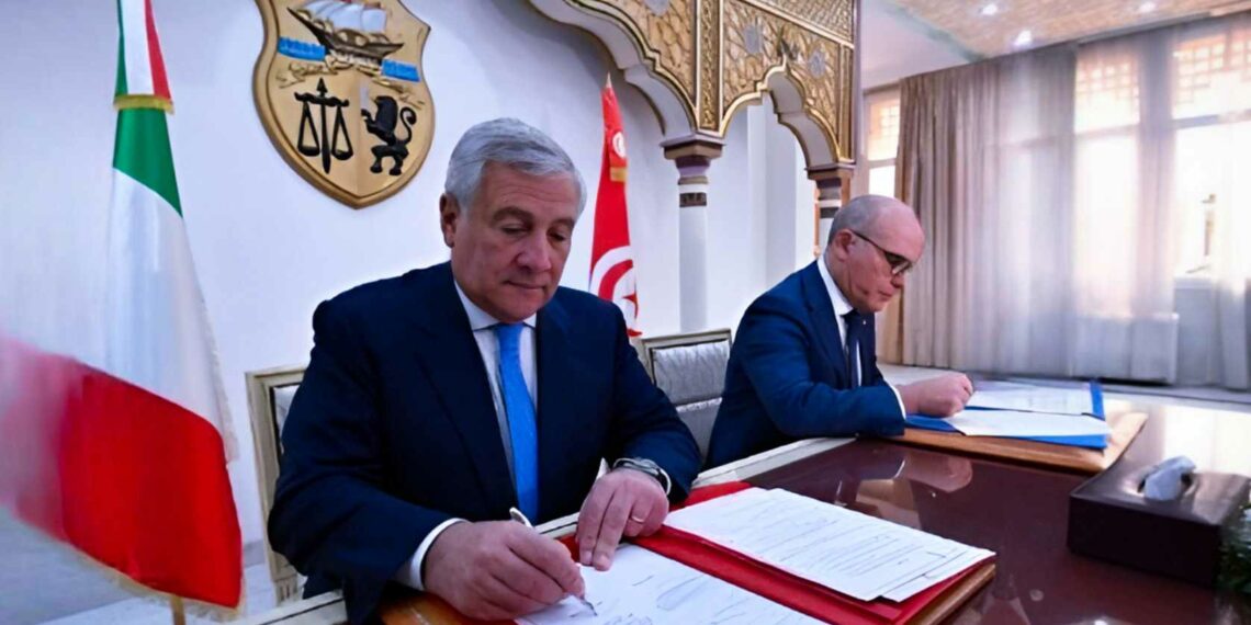 تناسب في وجهات النظر بين الشريك الايطالي وتونس حول وقف الإنتهاكات الاسرائيلية في غزة وتقوية العلاقات الثنائية وإدراج 4000 تصاريح عمل سنوية بايطاليا