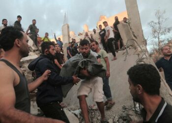 برلمان جنوب إفريقيا يصوت اليوم على قطع العلاقات.. إسرائيل تستدعي سفيرها