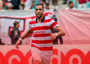 نادر الغندري يطالب بمستحقاته المالية من النادي الإفريقي والتي تقدر بـ200 ألف دينار