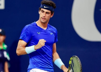 عزيز دوقاز يتوّجُ ببطولة النخبة العربية للتنس