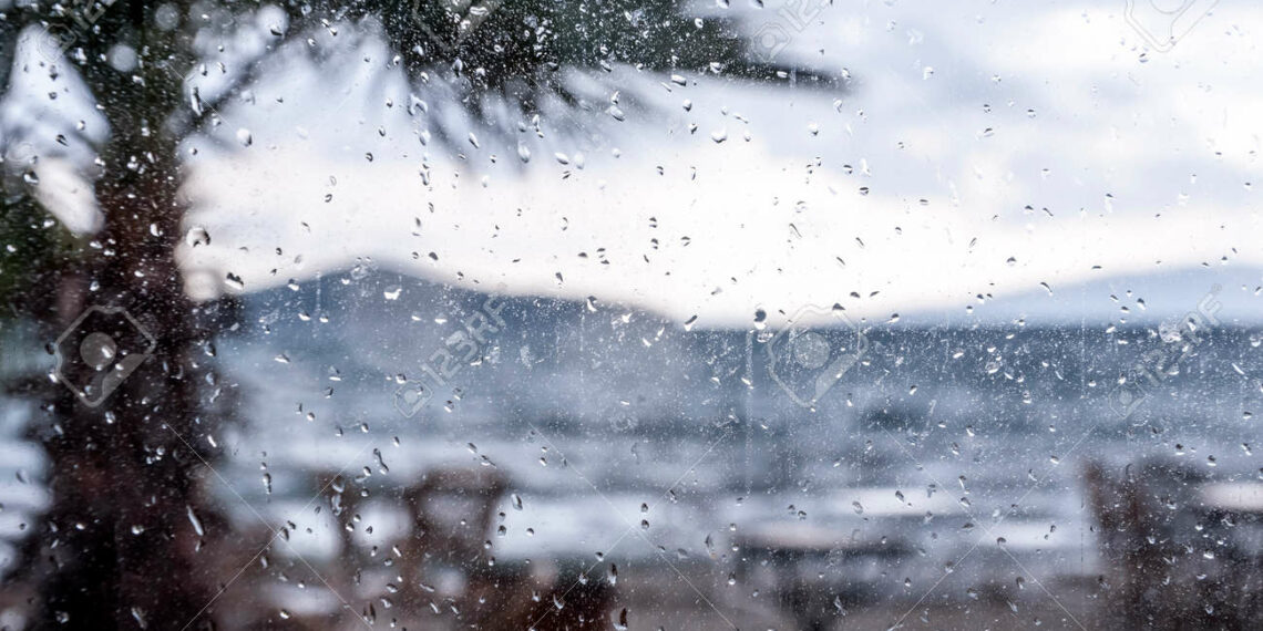 طقس الثلاثاء: سحب كثيفة وأمطار رعدية