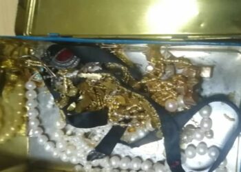 الديوانة تحجز مبالغ ومصوغ مهرّب بقيمة  تفوق المليون دينار