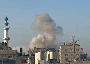       المتحدث باسم كت.ئب الق.سام ينعى زوجتة وأبناءه