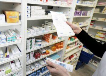 نقابة الصيادلة: تنتهي الإتفاقية مع الكنام آخر ديسمبر ولم يقع التوصل إلى أي اتفاق لتجديدها”