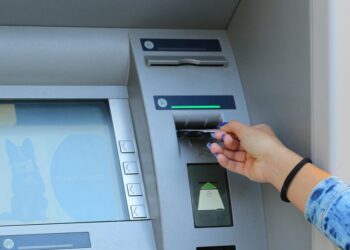 بمناسبة رأس السنة الادارية: البنك المركزي يدعو البنوك والبريد لتوفير السيولة بالموزعات الآلية يوم السبت