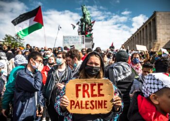 100 يوم محت 75 سنة                                                                                                                                                                