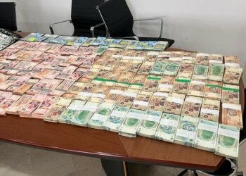 ضبط 1.5 مليون دينار من العملة المهربة وعقود لعقارات بقيمة 11.5 مليون دينار مقتناة بالخارج على خلاف الصيغ القانونية