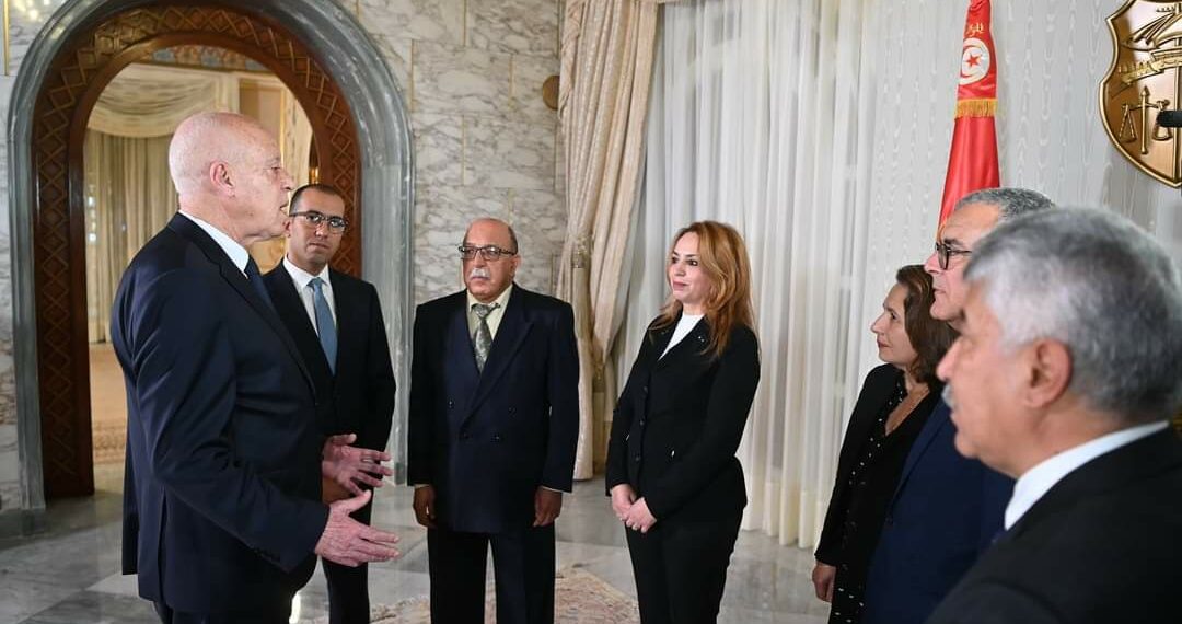 قيس سعيّد يعيّن وزراء وكتّاب دولة جدد