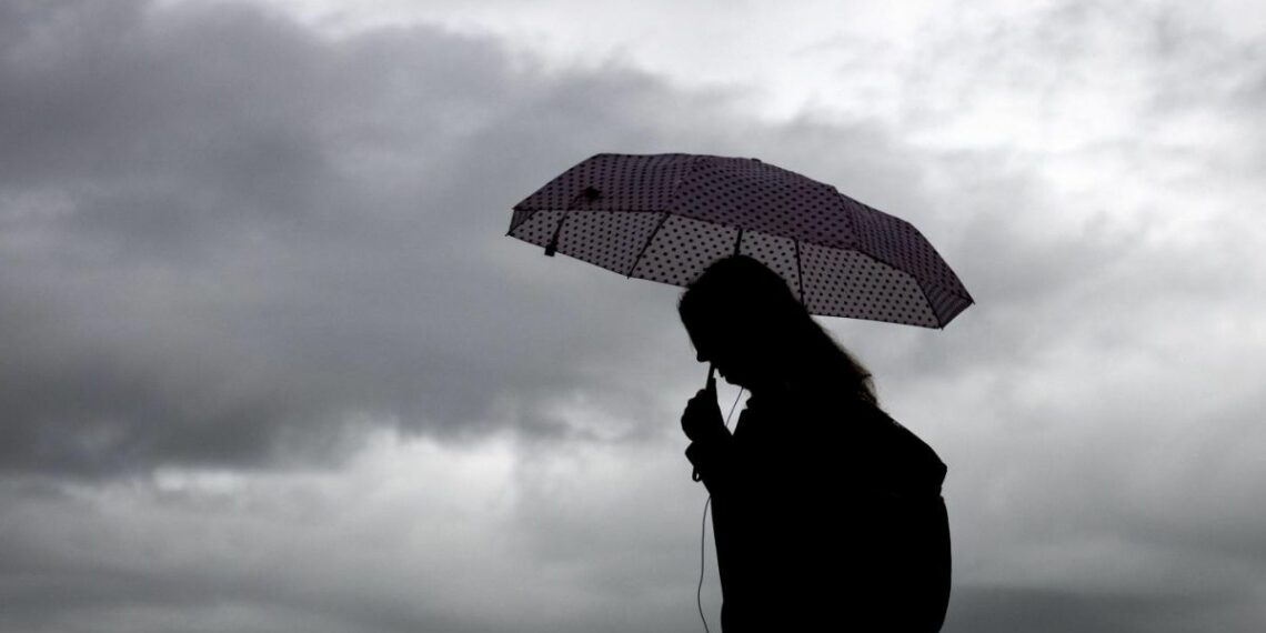 اليوم: أمطار متفرقة بالشمال ورياح قوية