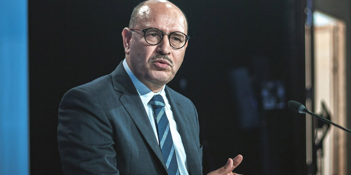 من أجل تهم تتعلق بالإساءة لرئيس الجمهورية: 6 أشهر سجنا مع تأجيل التنفيذ للطفي المرايحي