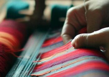 بداية من جانفي 2024: زيادات في أجور عمّال قطاع النسيج