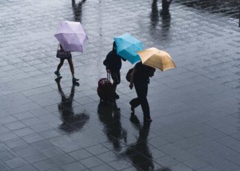 اليوم: أمطار متفرقة مؤقتا رعدية