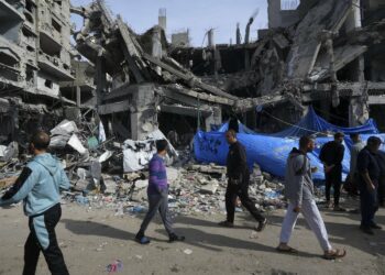 9 مجا.ز.ر جديدة في غز.ة وتحذير من كارثة إنسانية بمجمع ناصر الطبي