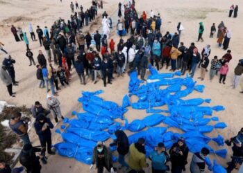 يهود إيطاليون يتضامنون مع غز.ة ويتبرؤون من نتنياهو