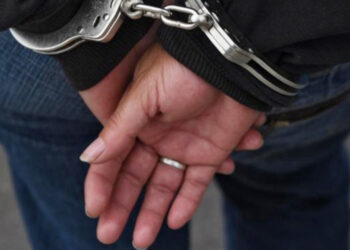 حمام الأنف: إيقاف إمرأة محكومة ب11 سنة سجنا