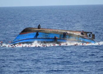 إنقاذ 6 أشخاص من الغرق إثر حادث اصطدام مركب ترفيهي بأقفاص عائمة لتربية الأسماك ببني خيار