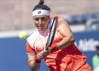 بسبب الإصابة: أنس جابر تنسحب من بطولة دبي للتنس