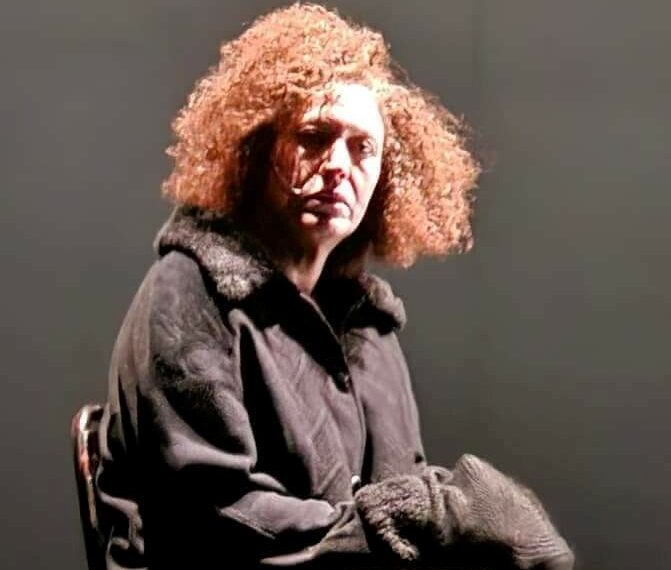 قراءة في مسرحية “آخر البحر” للفاضل الجعايبي: “المكان الذي لا يُؤنث لا يُعَوّلُ عليه” (06 من 10)