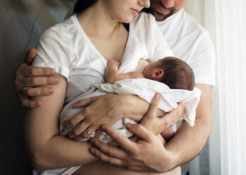 مبادرة لتعديل مدّة عطلة الأمومة والأبوة