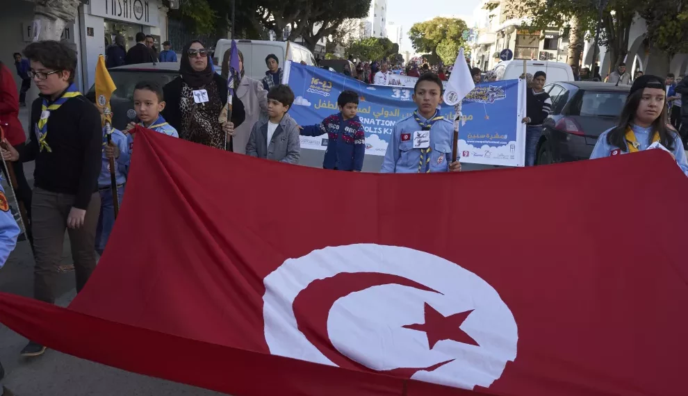 إشارات أحمد الحمروني: ذلك الجيل