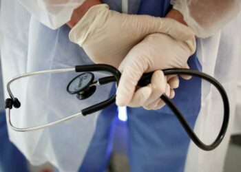 بعد وفاة طبيب في السجن: تنسيقية الهياكل الصحيّة تطالب بفتح تحقيق