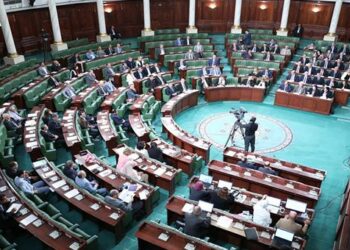 المصادقة على مشروعي القانونين المتعلقين ببطاقة التعريف وجواز السفر البيومتريين