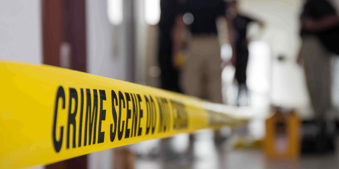 مهاجر غير نظامي من جنسية إفريقية يطعن طفل 17 سنة