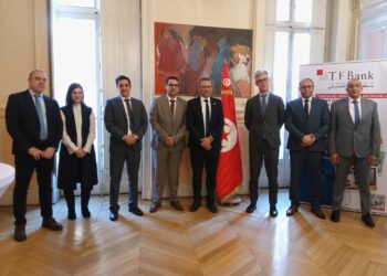 لقاء اقتصادي بالقنصليّة العامة لتونس بيلون ″إجرءات جديدة لتسهيل القروض و التحويلات البنكية ″