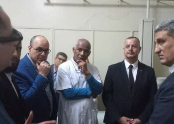 وزير الصحة يعاين ظروف سير العمل بالمستشفى الجهوي بباجة