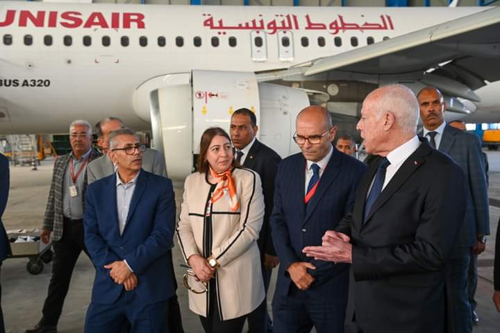 سعيّد: “من الضروري تطهير الخطوط الجوية من المحاباة والولاءات والإنتدابات بالشهائد المدلسة”