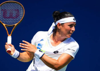 أنس جابر في المركز السادس من جديد