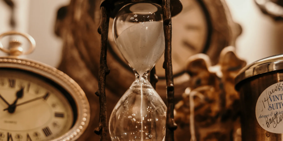 إشارات أحمد الحمروني: إهدار الوقت    