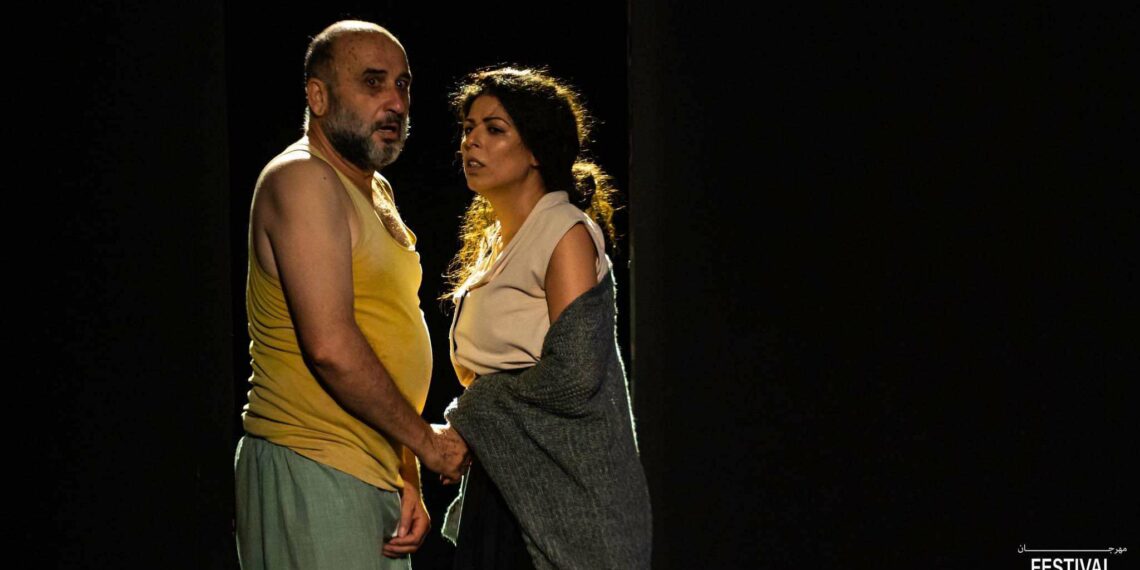 مسرحية”بخارة” لصادق الطرابلسي: ذكاء وجرأة و…كليشيهات