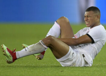 بعد خسارة البرصا خدمات حارسها تير شتيغن…الريال يحرم من خدمات مهاجمه امبابي