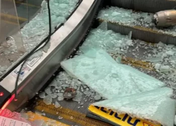 صاروخ باليستي من اليمن يضرب تل أبيب والجيش الإسرائيلي يحقق في فشل اعتراضه