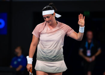 بسبب الإصابة…أنس جابر تعلن توقّفها عن اللعب حتى سنة 2025