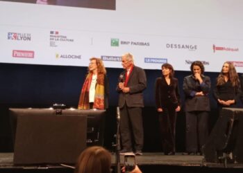 مهرجان لوميار بليون يحتفل بعيده ال15 : سهرة التكريمات و المفاجآت