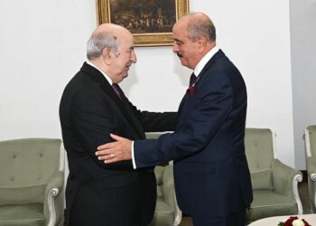 الرئيس الجزائري يستقبل وزير خارجية تونس