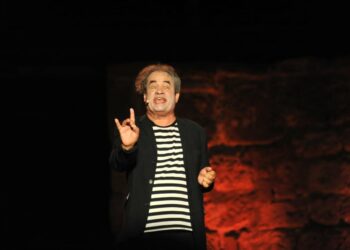 إشارات أحمد الحمروني: الفكاهة موهبة وفنّ 