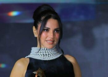 تكريم درة زروق في ملتقى التميز و الابداع العربي