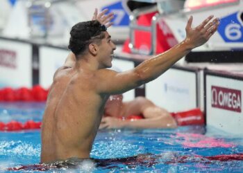 أحمد الجوادي بطل العالم في سباق 1500 متر سباحة حرة