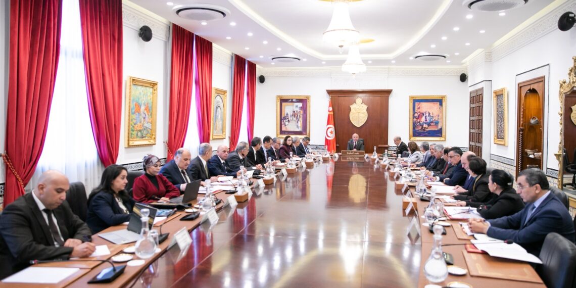 مجلس وزاري يقر اجراءات لتعزيز مقوّمات حوكمة منظومة الشركات الأهليّة ودفع نسق إحداثها ومرافقتها وآفاق تطويرها