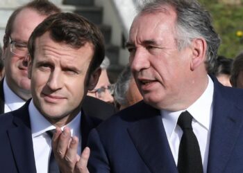 ايمانويل ماكرون يعيّن فرنسوا بايرو وزيرا اوّل