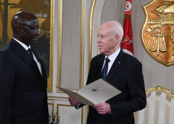 سعيّد يستقبل وزير القوّات المسلّحة السينغالي: آن الأوان أن تستفيد الشعوب الإفريقية من ثروات إفريقيا