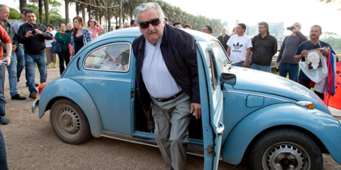 إشارات أحمد الحمروني:  موخيكا ومانديلا ونحن